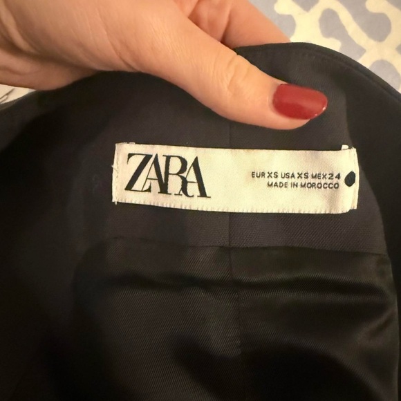 Zara Charcoal Button-Up Vest - Picture 3 of 3